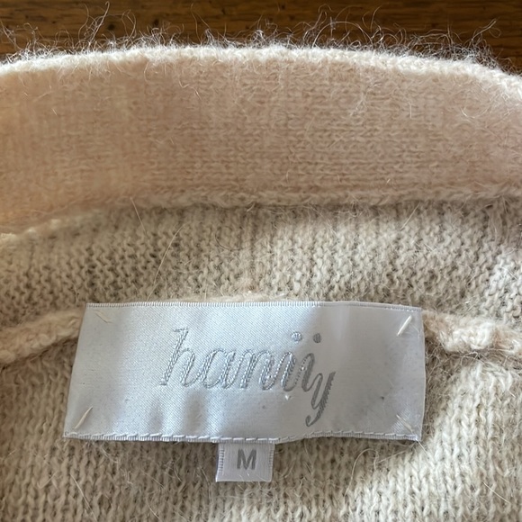 Comfy stylish oversized sweater. Size M - Picture 6 of 8